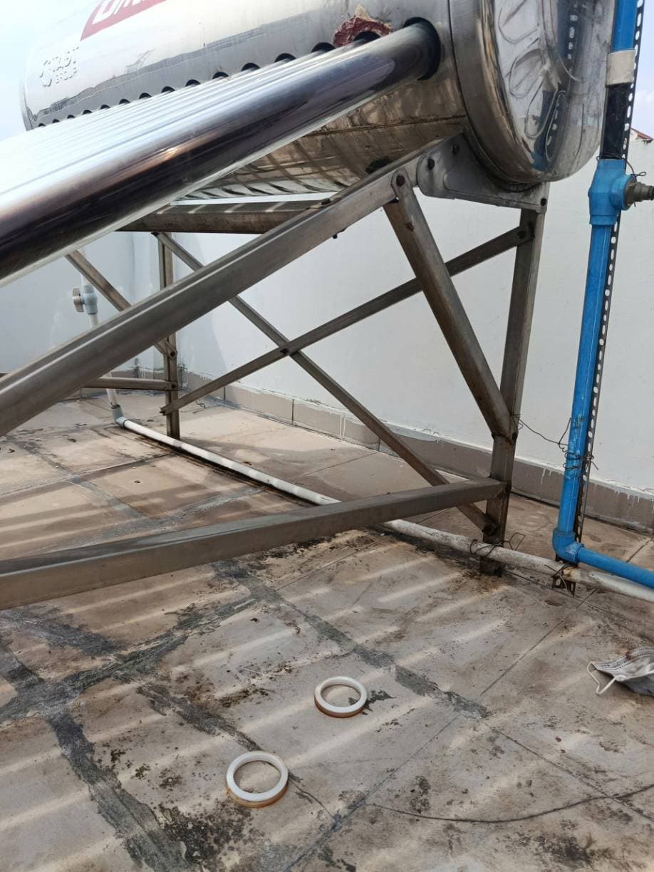 Nước | Thay ron máy nước nóng năng lượng mặt trời đại thành tại Phường Hưng Phú, Quận 8