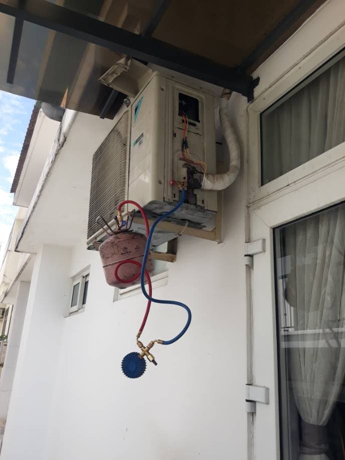 Sau khi hoàn thành sửa: Bơm gas máy lạnh tại TPHCM — thợ Đặng Anh Huy