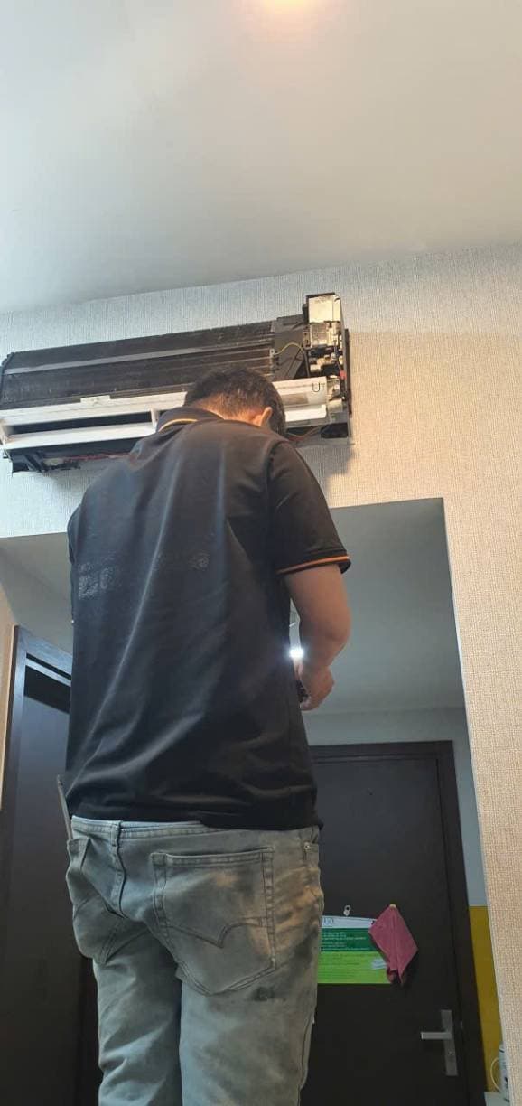 Trước sửa máy lạnh treo tường LG tại TPHCM — thợ Đặng Anh Huy