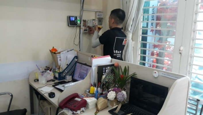 Sửa chập điện bảng hiệu tại Hoa Lan Quận Phú Nhuận 3
