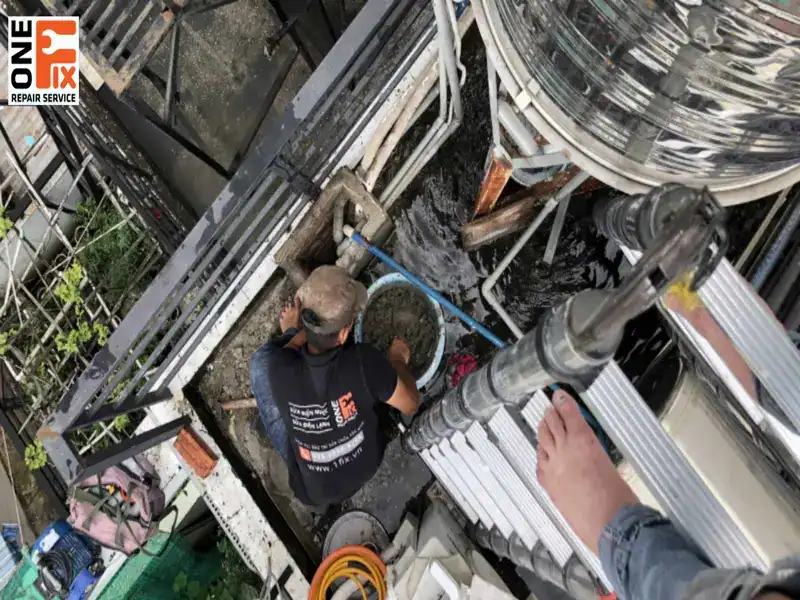 Đội ngũ sửa ống nước quận 7 của 1FIX luôn tận tâm, không ngại khó khăn để đáp ứng yêu cầu của khách hàng