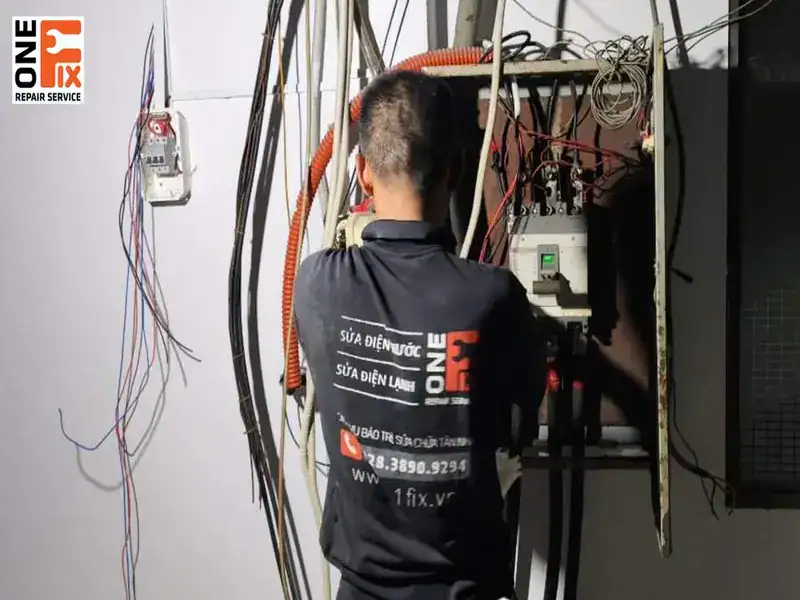 Ngoài sửa ống nước quận 7, 1FIX còn nhận sửa hệ thống, các thiết bị điện theo yêu cầu