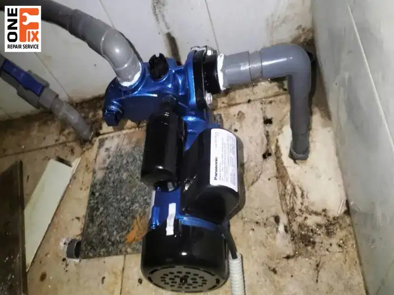 Thợ Sửa Máy Bơm Nước tại quận 3 TPHCM 14 Sau tiếp nhận yêu cầu sửa máy bơm nước Quận 3 từ khách hàng, chỉ sau 30 phút là có thợ sửa 1FIX đến kiểm tra và bắt đầu sửa chữa