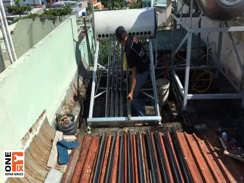 Sửa Máy Nước Nóng Năng Lượng Mặt Trời Thủ Đức 19 Nước từ máy nước nóng năng lượng mặt trời chảy yếu, liên hệ 1FIX để cải thiện nhanh chóng