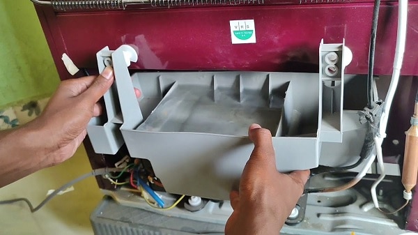 Cách sửa tủ lạnh bị chảy nước & Ngăn mát tủ lạnh bị chảy nước