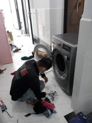 Thợ sửa máy giặt Electrolux không cấp nước và xả nước