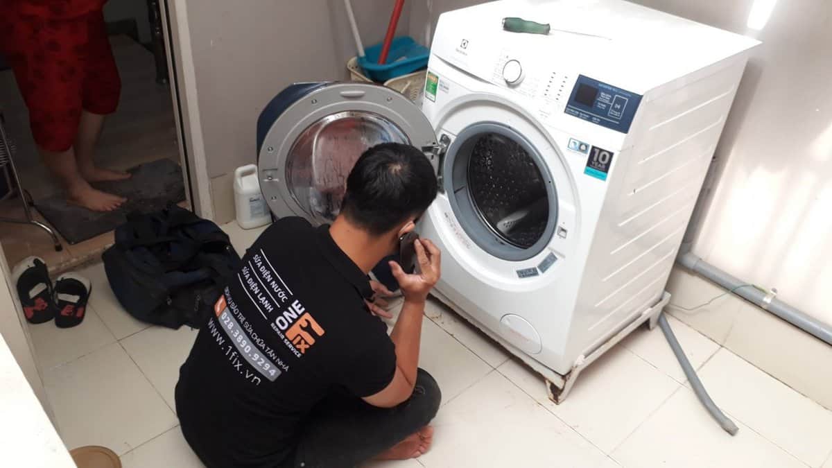 Hướng dẫn cách lắp đặt máy giặt Panasonic cửa ngang