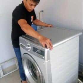 Cách xử lý máy giặt LG báo lỗi oe