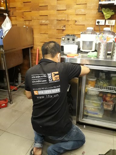 Dịch vụ lắp đặt bếp từ âm Hà Nội | Thợ cắt đá bếp Hà Nội