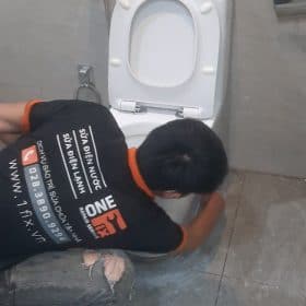 Cách khử mùi hôi toilet nhà vệ sinh