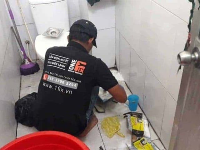 Dịch vụ và Cách lắp thoát sàn nhà vệ sinh tại nhà