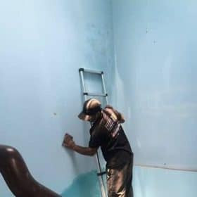 Cách xử lý sơn tường bị bong tróc