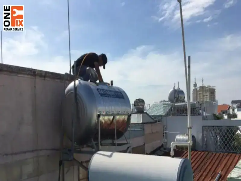 Để hạn chế phải sửa phao bồn nước bị tr&agrave;n thường xuy&ecirc;n, bạn n&ecirc;n kiểm tra định kỳ, lắp đặt van an to&agrave;n để bảo vệ hệ thống