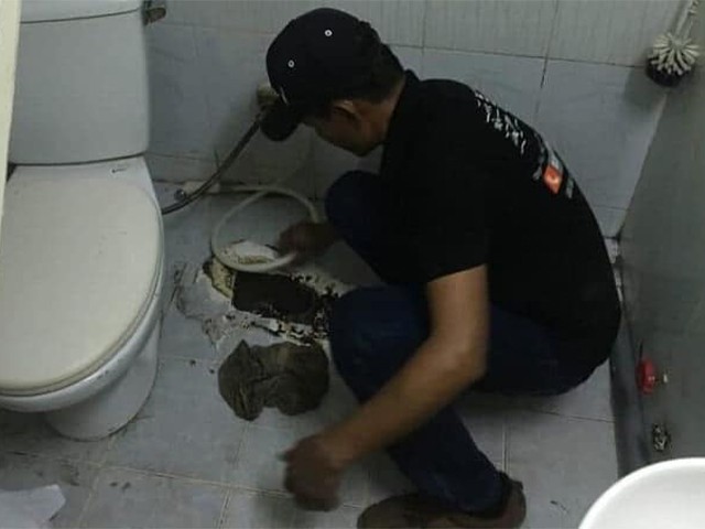 Xây nhà vệ sinh trên gác lửng - Giải pháp làm toilet trên gác độc đáo cho không gian nhỏ 