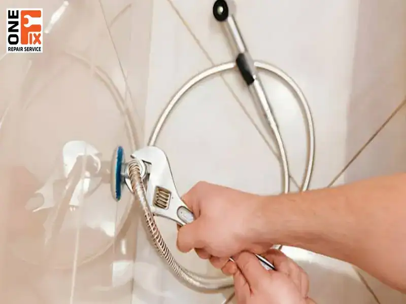 Cách sửa vòi xịt vệ sinh bị rỉ nước tại nhà ĐƠN GIẢN, không cần gọi thợ 7 Nếu đã thử các cách sửa vòi xịt vệ sinh bị rỉ nước nhưng không hiệu quả thì hãy liên hệ với 1FIX để được hỗ trợ triệt để