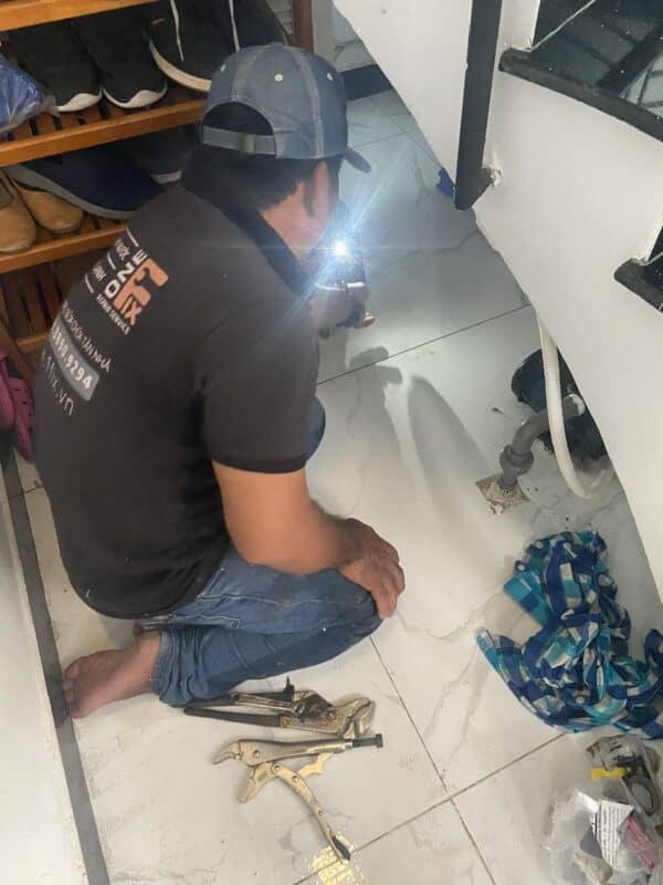 C&aacute;ch xả e đường ống nước