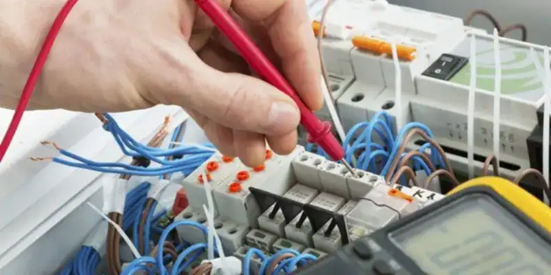 Dịch vụ sửa điện tại nhà với hơn 65 Thợ điện chuyên nghiệp 6 sua chua dien dan dung 3