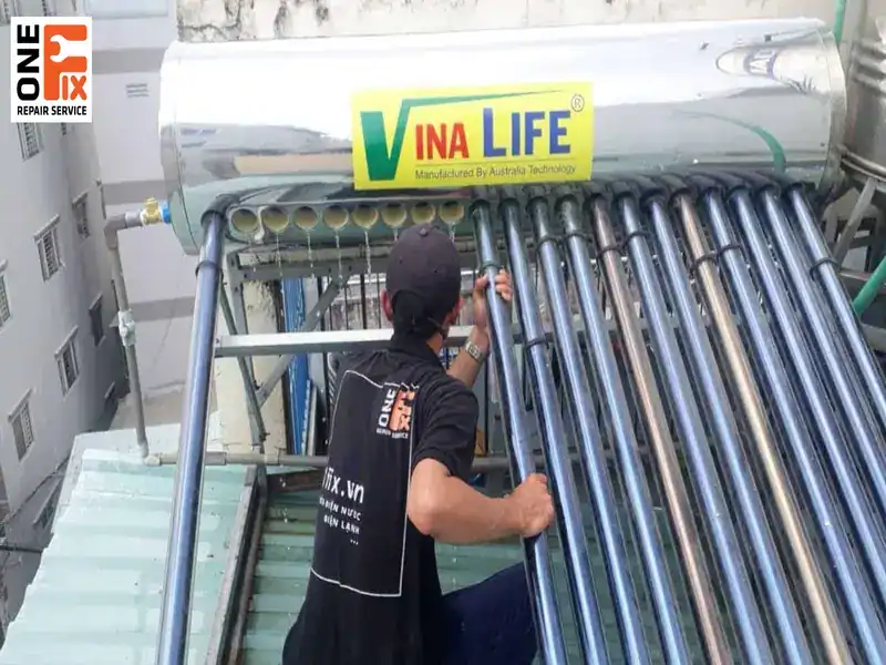 Liên hệ với 1FIX để được báo giá lắp đặt, sửa máy nước nóng năng lượng mặt trời Gò Vấp chi tiết