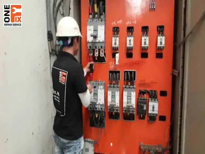Gợi ý dịch vụ chuyên nghiệp và báo giá công thợ điện nước tại TPHCM 4 Lựa chọn đơn vị có dịch vụ bảo hành sau lắp đặt, sửa chữa dù có công thợ điện nước cao hơn nhưng luôn nhận được hỗ trợ khi gặp sự cố