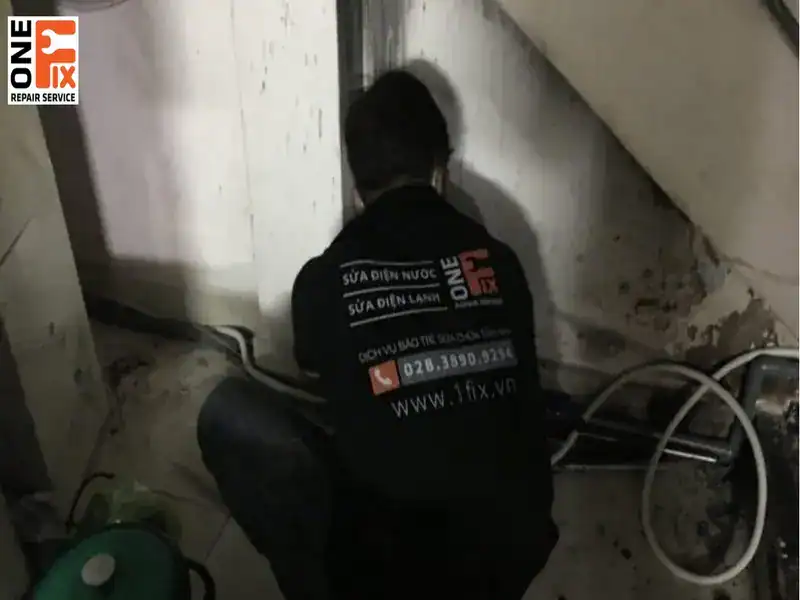 Với đội ngũ thợ sửa nước lành nghề, 1FIX sẽ có mặt nhanh chóng, không chỉ xử lý riêng vấn đề của hệ thống nước của gia đình bạn