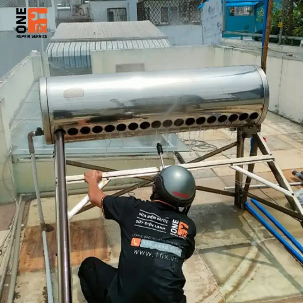 Dịch vụ sửa máy nước nóng năng lượng mặt trời 4 Bảo trì định kỳ hệ thống