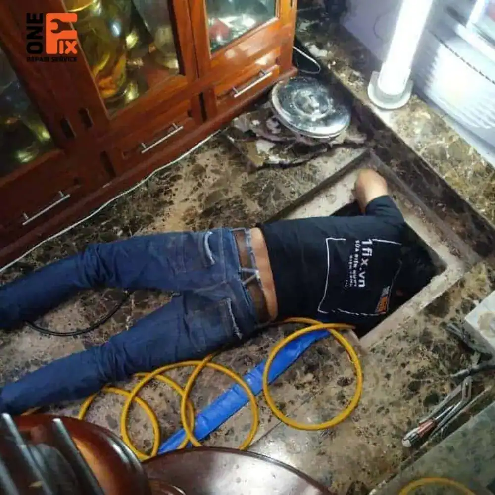 Vệ sinh bồn nước ngầm/bể chứa lớn