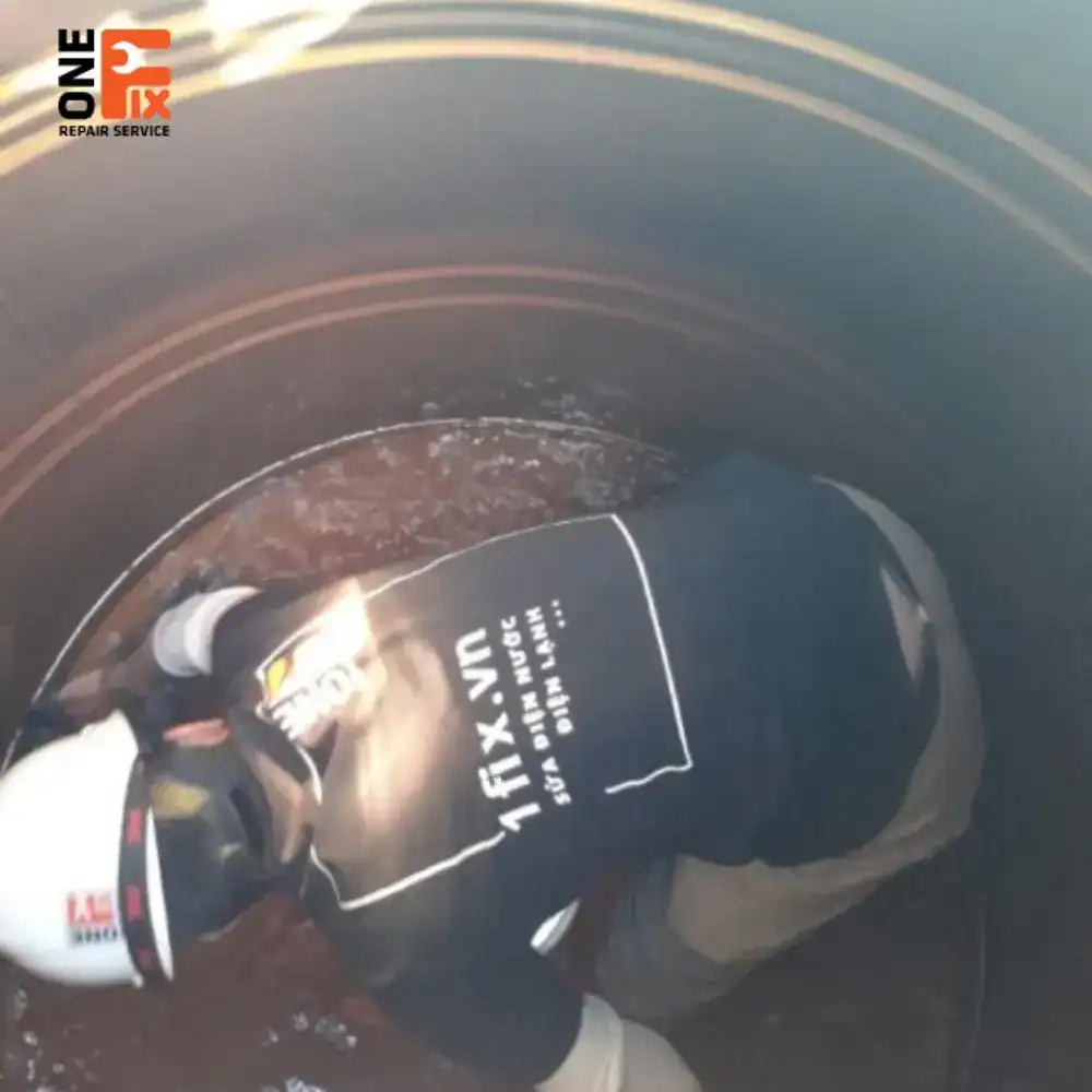 Tại sao n&ecirc;n sử dụng dịch vụ vệ sinh bồn nước của 1FIX