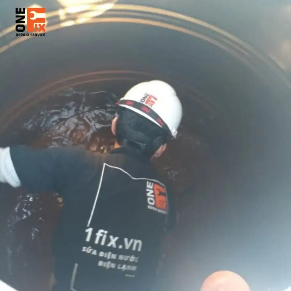 Vệ sinh bồn nước inox 1000L