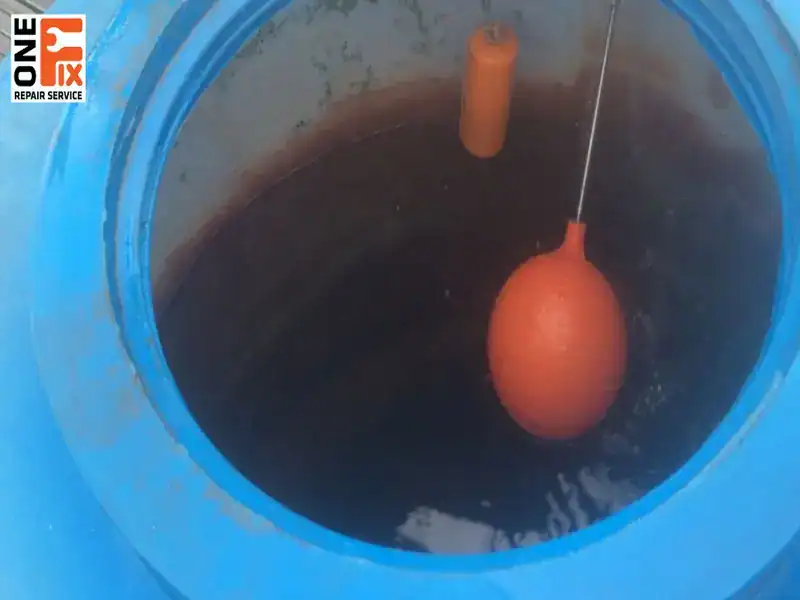 Bồn nước nhựa cũng cần vệ sinh định kỳ để đảm bảo nguồn nước sinh hoạt lu&ocirc;n sạch sẽ cho gia đ&igrave;nh