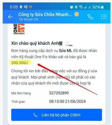 Minh họa quy trình làm việc chuyên nghiệp của 1Fix, khách hàng nhận báo giá minh bạch qua Zalo trước khi thợ tiến hành vệ sinh máy giặt.